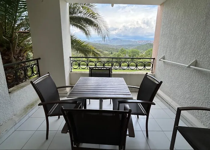 Cap Esterel C9 - Avec Terrasse Et Parking Privatif Apartamento Saint-Raphaël